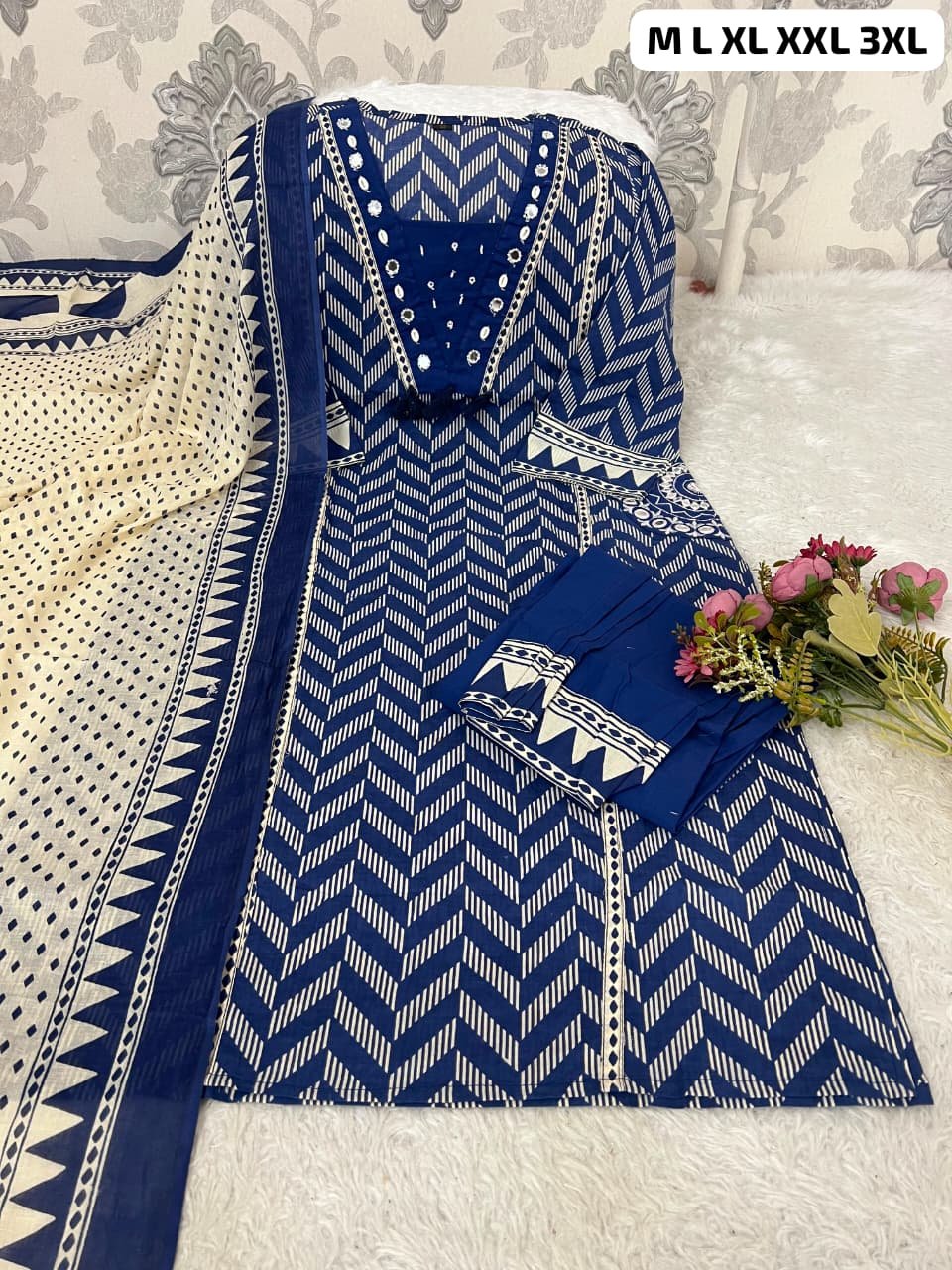 Featuring beautiful Heavy Suit Set which is beautifully decorated with weaving and embroidery with matching pants and dupatta.* - Image 4
