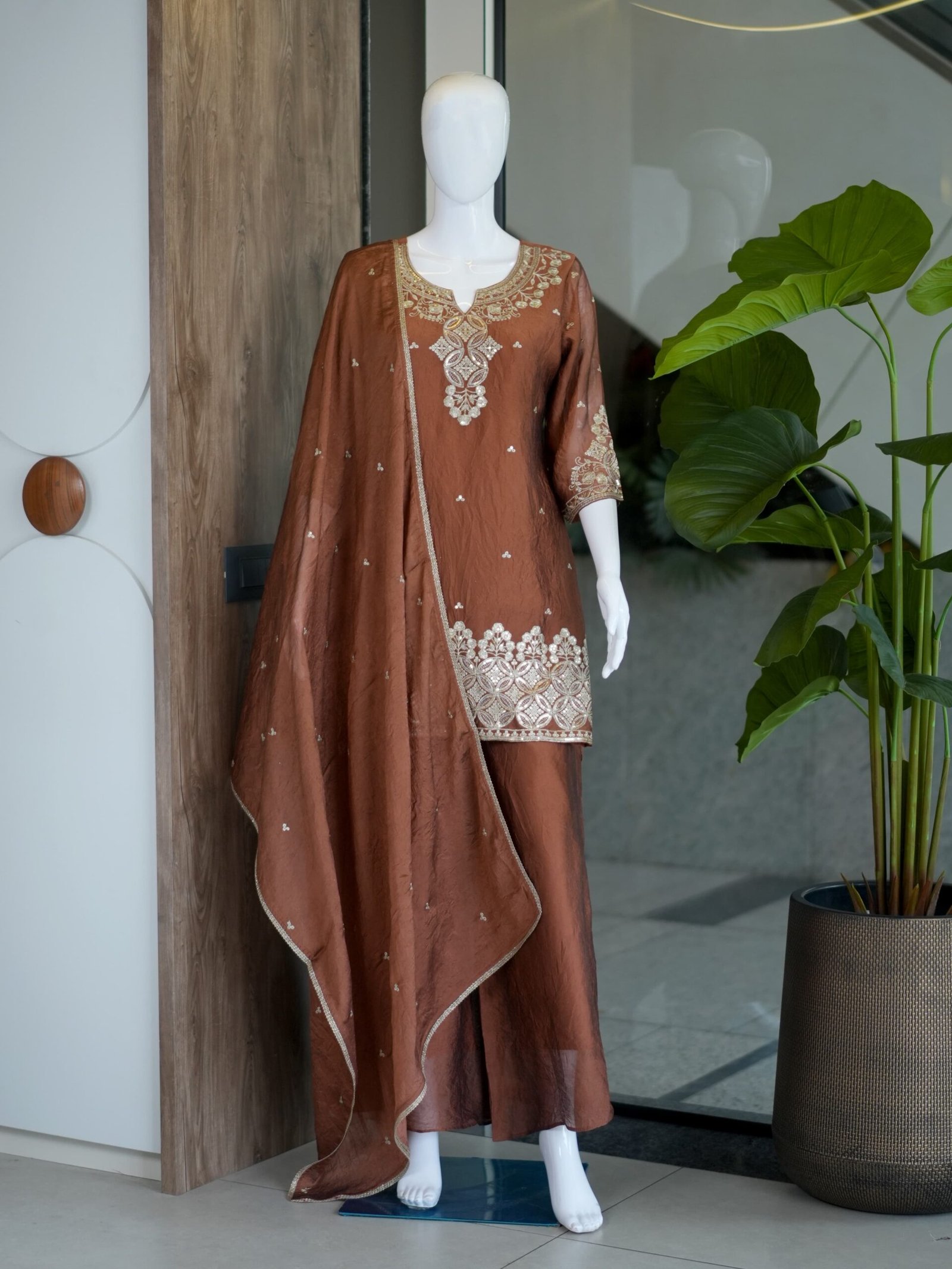 DESIGNER WEAR FESTIVAL SPECIAL COLLECTION - Image 2