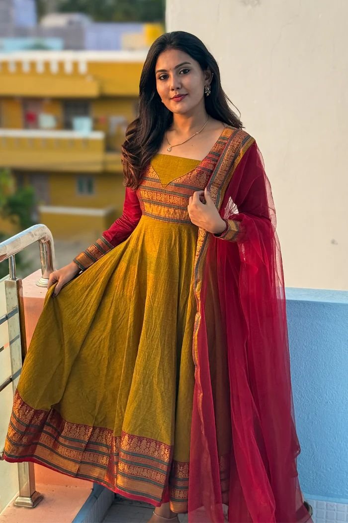 Introducing New Super Trendy Traditional Outfit