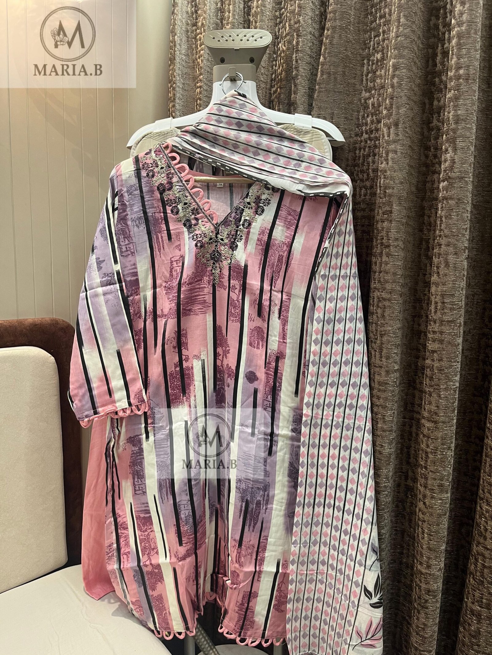 FULL STITCHED JAAM COTTON TOP WITH SELF EMBROIDERY ON NECK WITH STYLING IN SLEEVES & DAMAN
