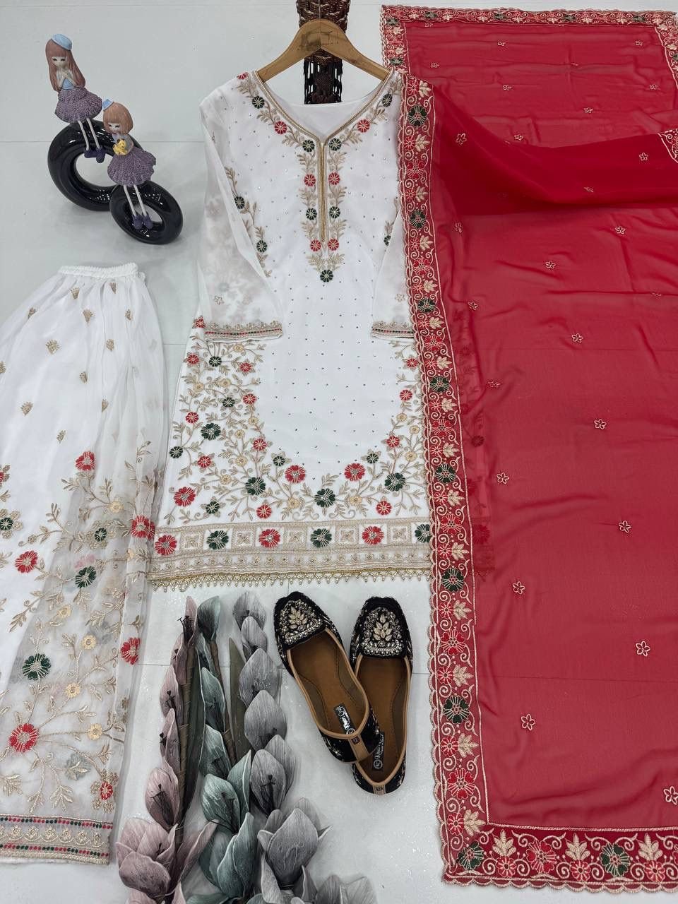 PARTY WEAR 3 PIS SUIT COLLECTION - Image 2