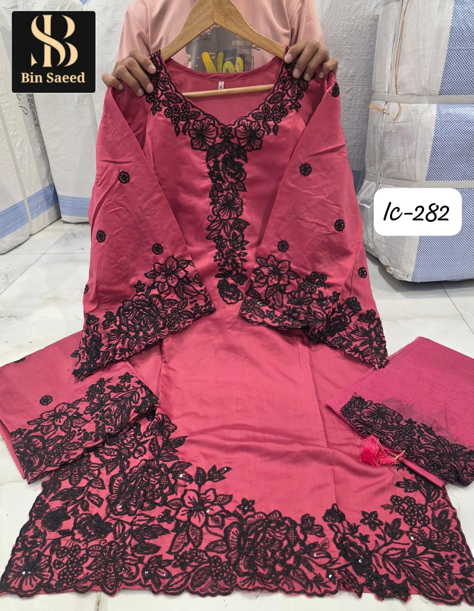 BIN SAEED PRESEND NEW SERIES OF READYMADE ORIGINAL SUITS - Image 4