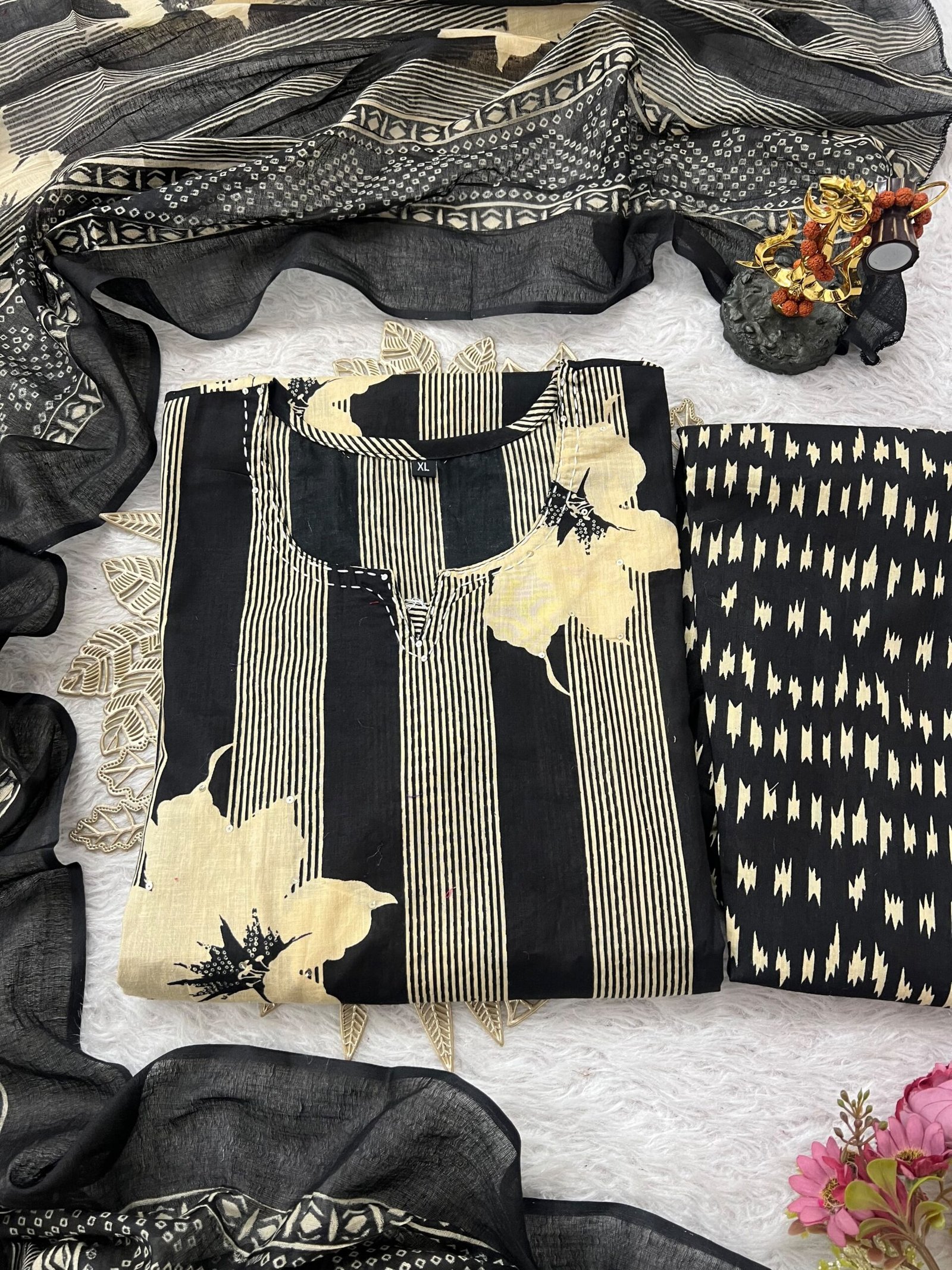 New straight kurta 3 pcs set with new style in machin print_ - Image 6