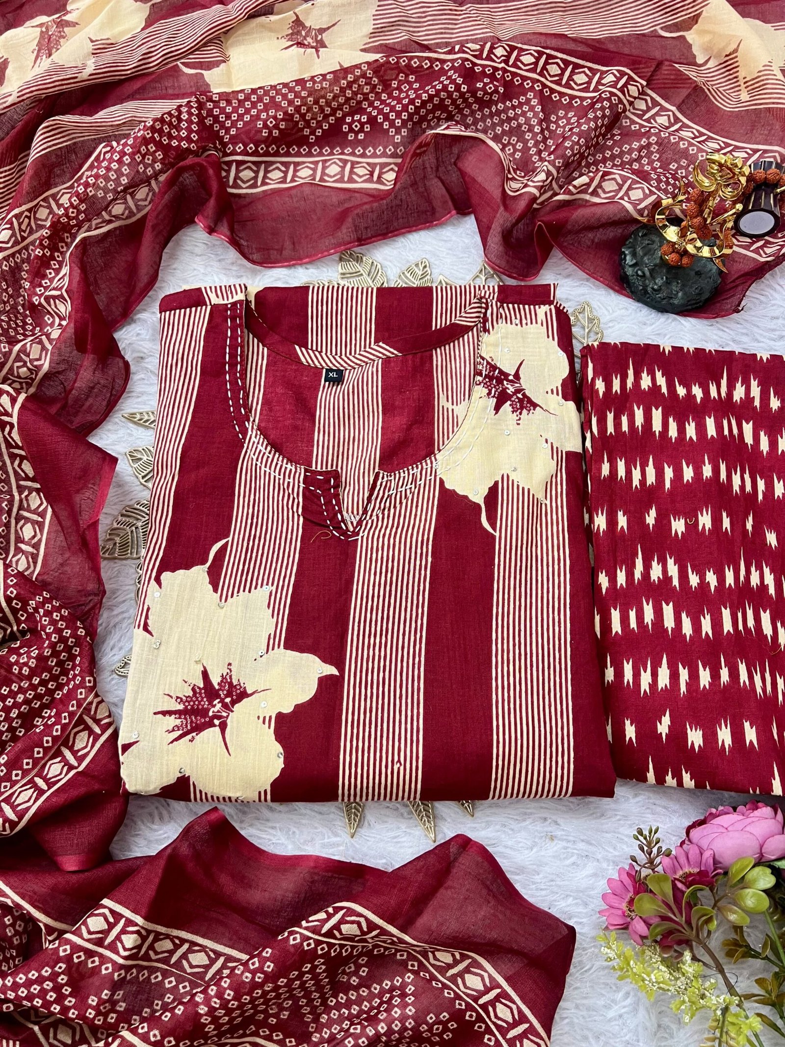 New straight kurta 3 pcs set with new style in machin print_ - Image 4