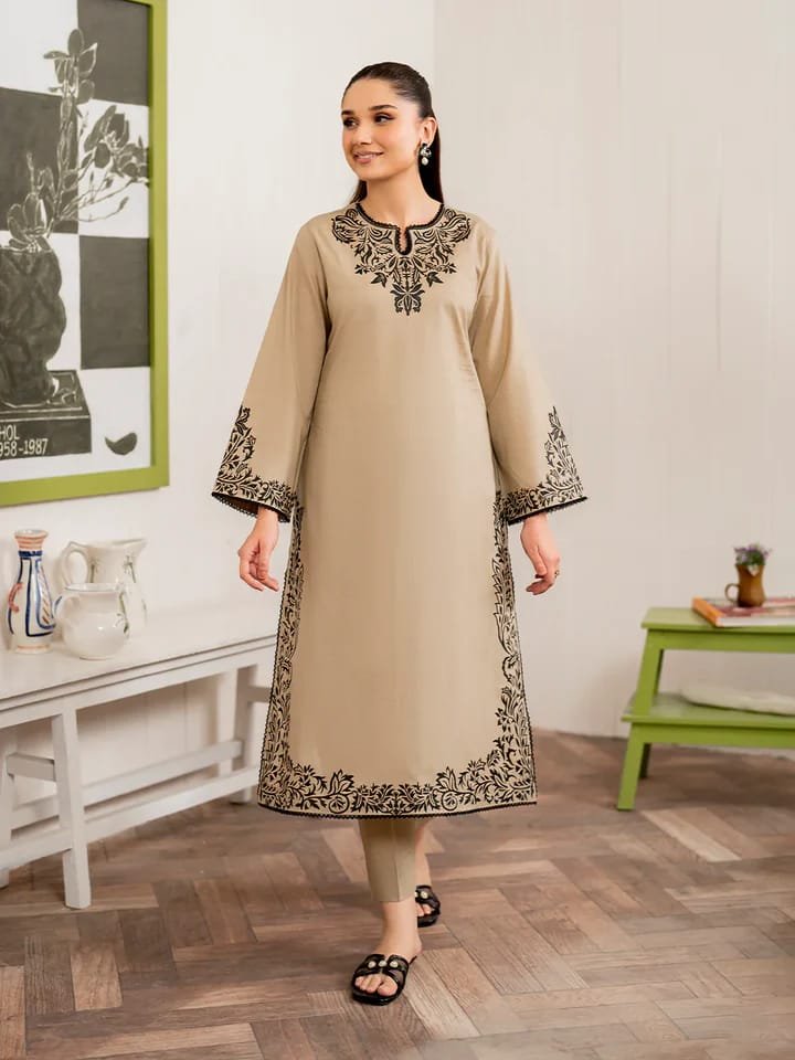 New Launch Alert: Dive into the charm of Pakistani Prints & Intricate Embroidery.