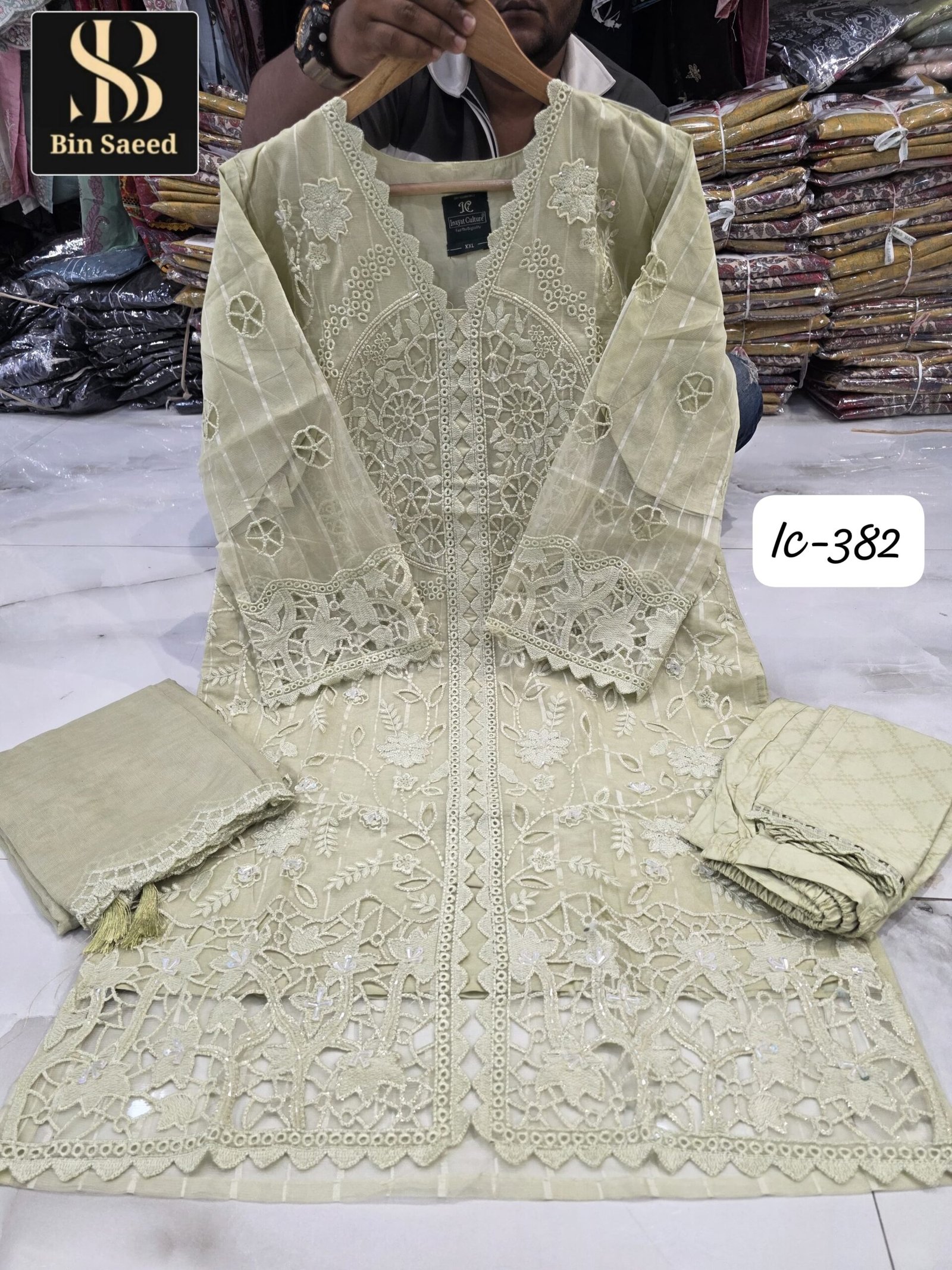 BIN SAEED PRESEND NEW SERIES OF READYMADE ORIGINAL SUITS - Image 3