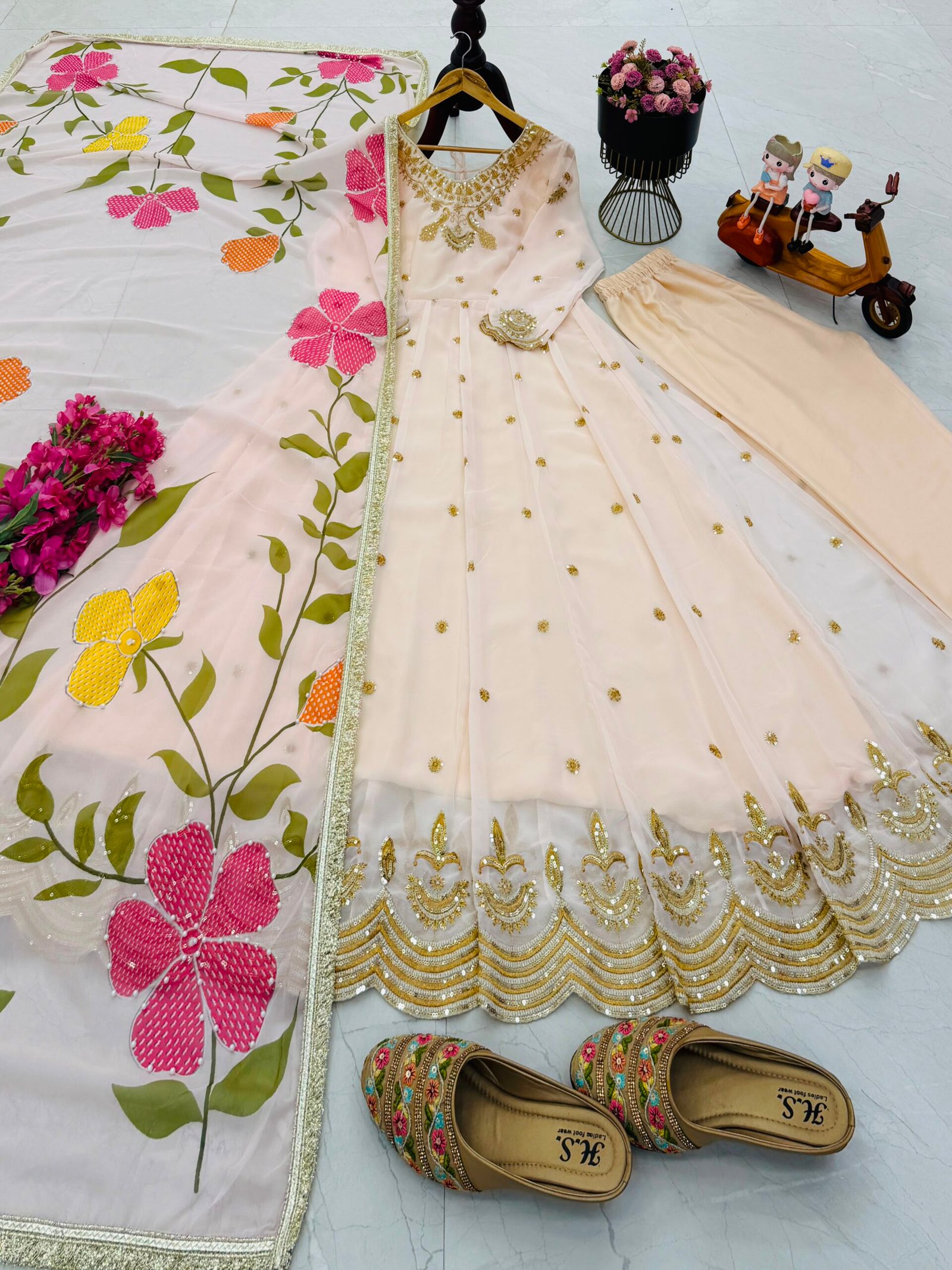 AK-Series New Designer Party Gown Pent & Dupatta Set - Image 2