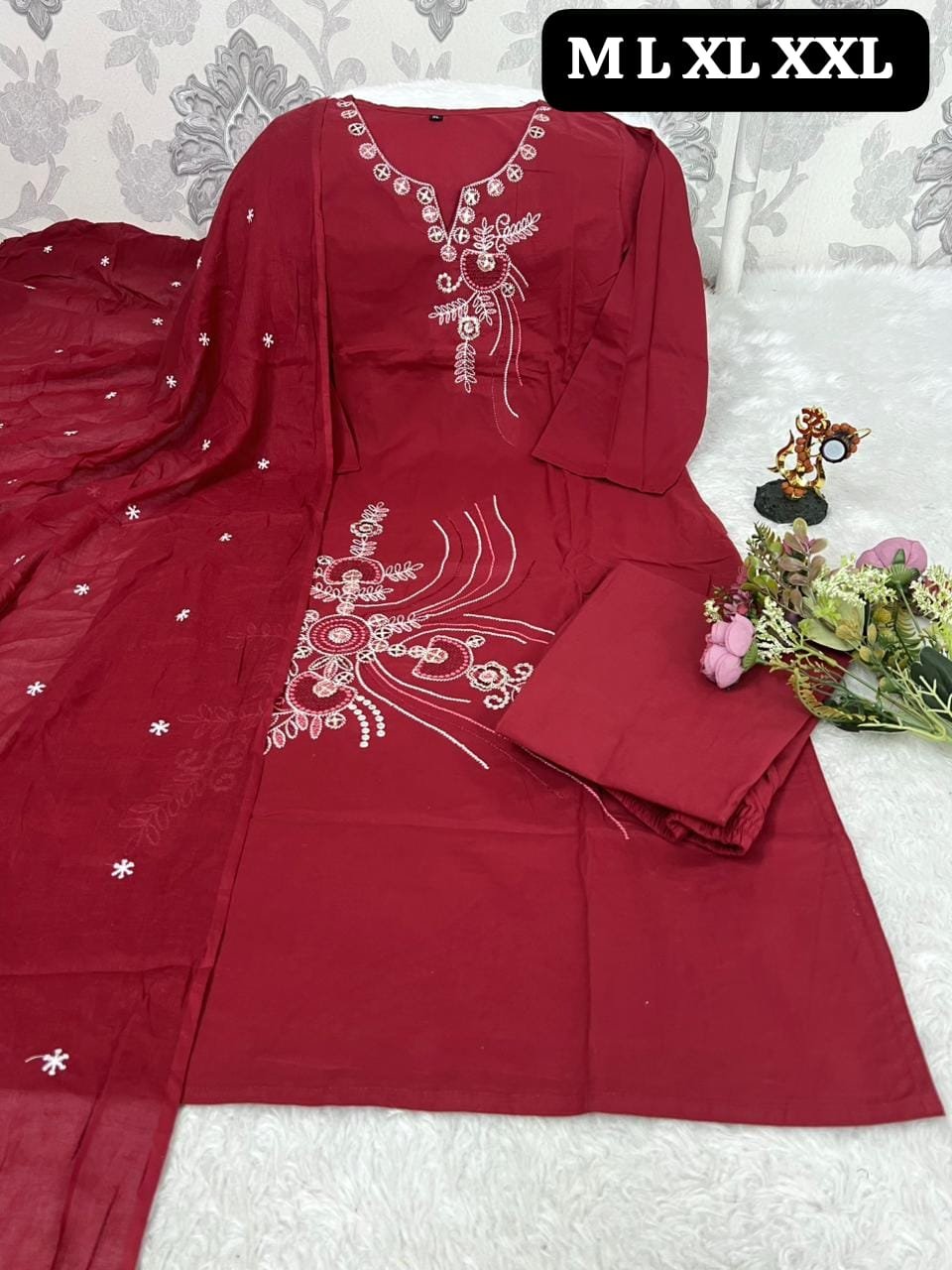 BEAUTIFUL KURTI WITH PANT & DUPATTA SET - Image 4