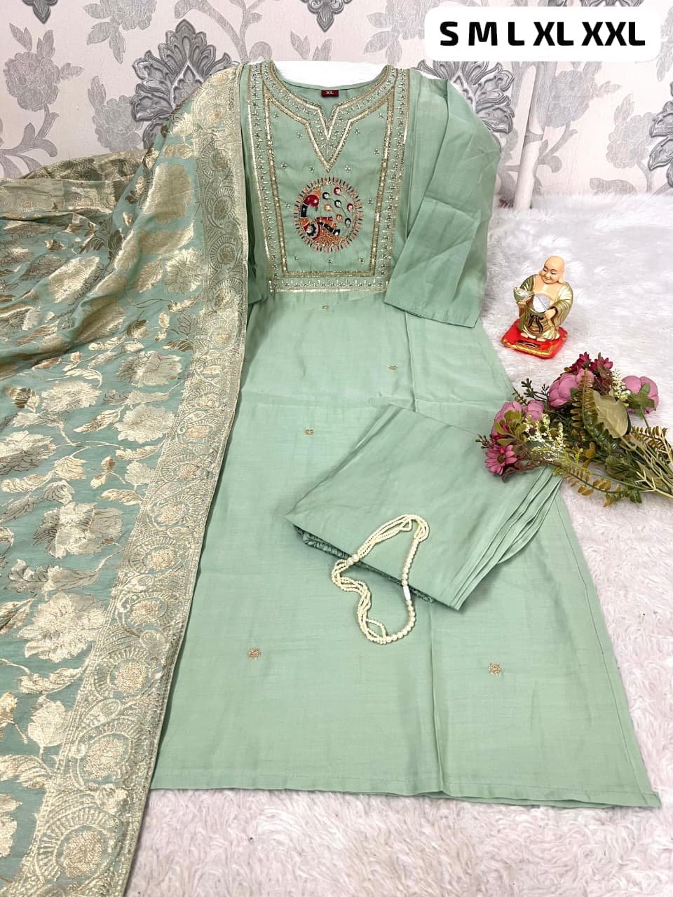 Elevate your wardrobe with our exquisite RANGEELA Silk Kurti Pant Dupptta - Image 4