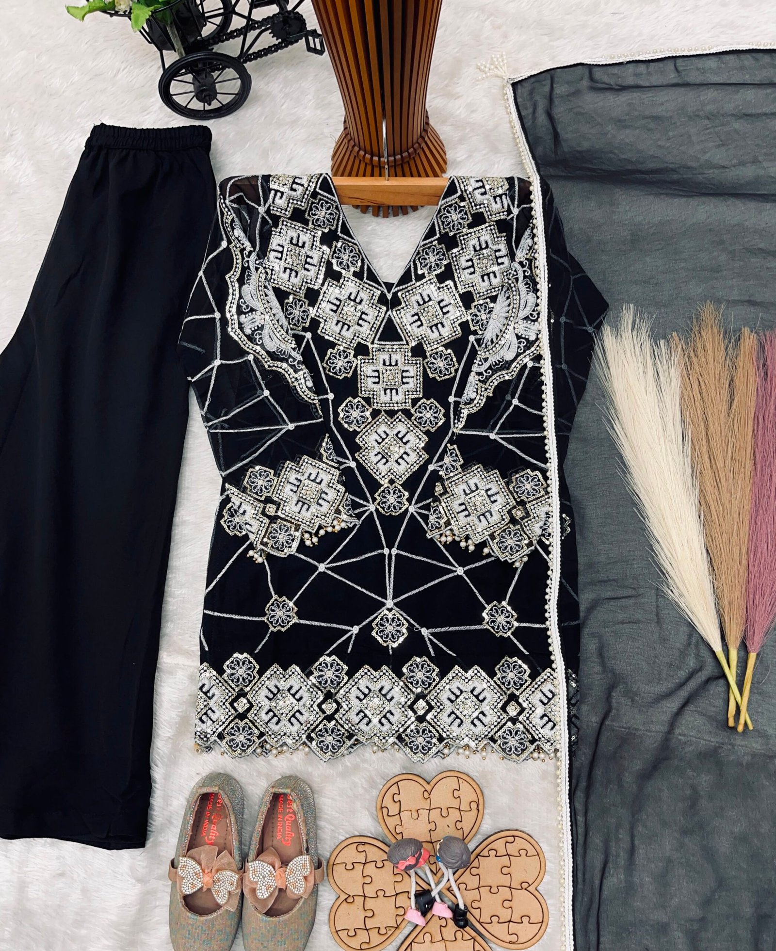 Trending Launching New Đěsigner Party Wear Look Top Palazzo& Dupatta Set - Image 2
