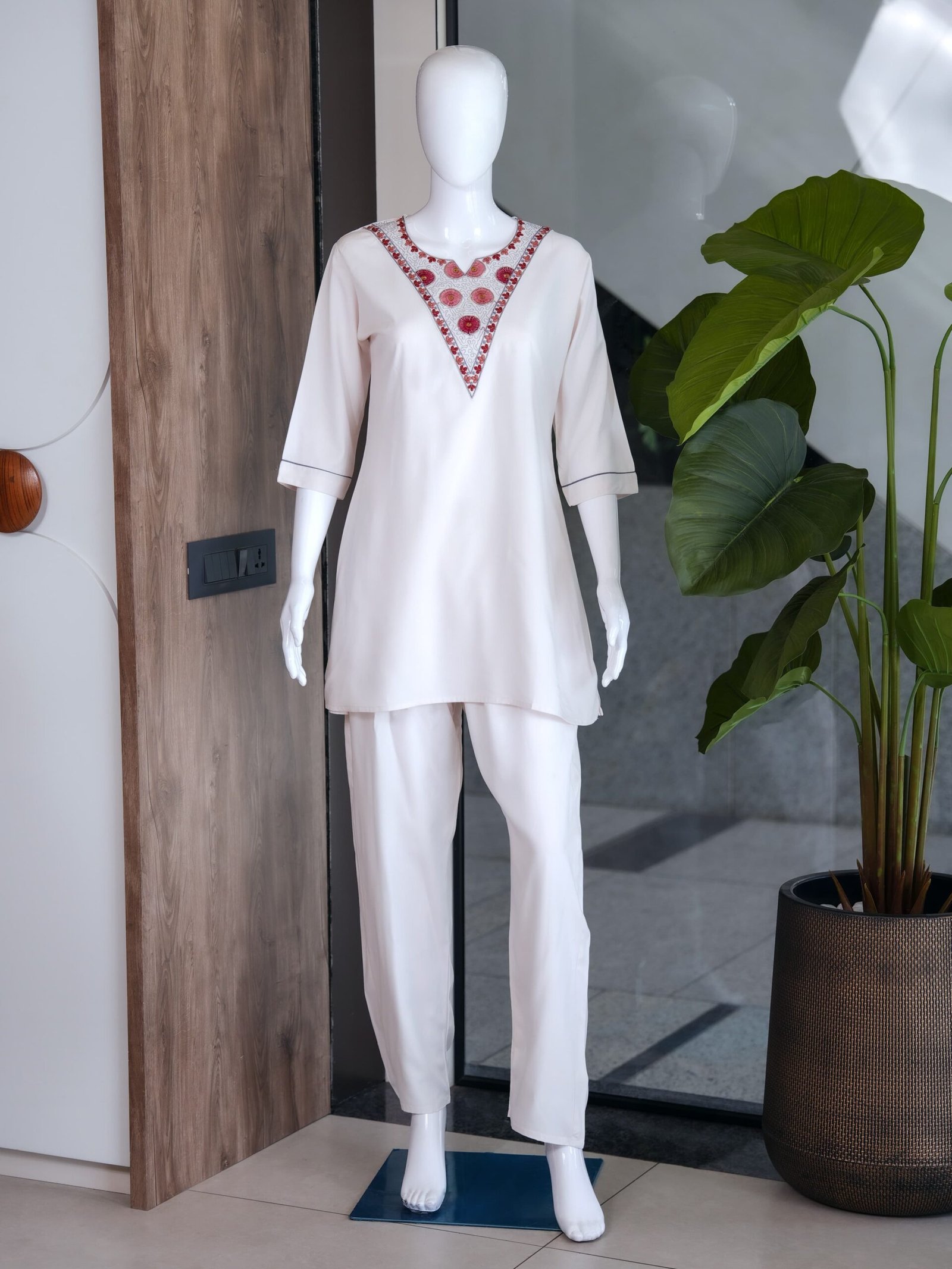 Perfect for Daily Wear, Office Wear & Casual Outings - Image 4