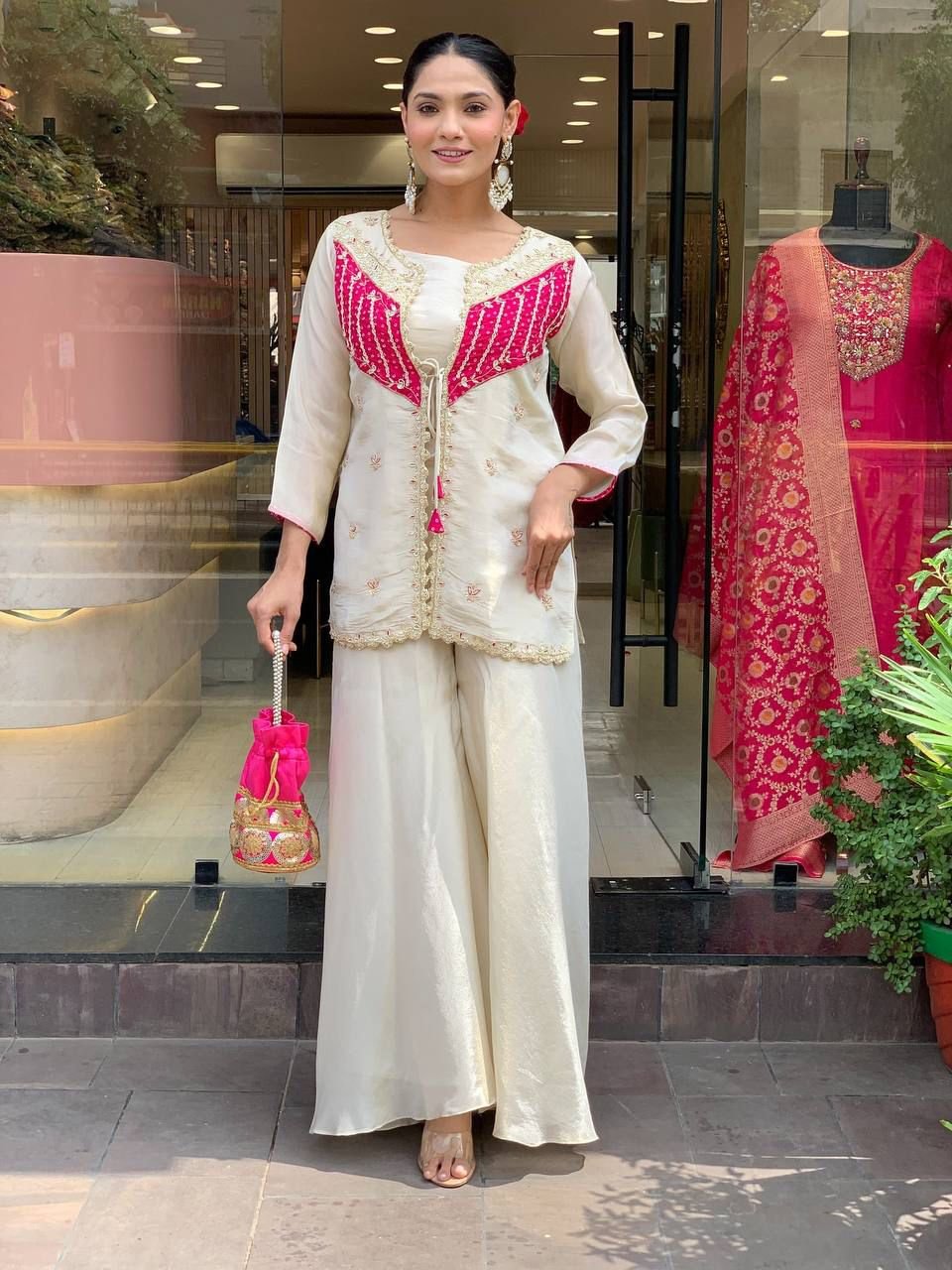 Premium Quality Ready To Wear Showroom Finished Product