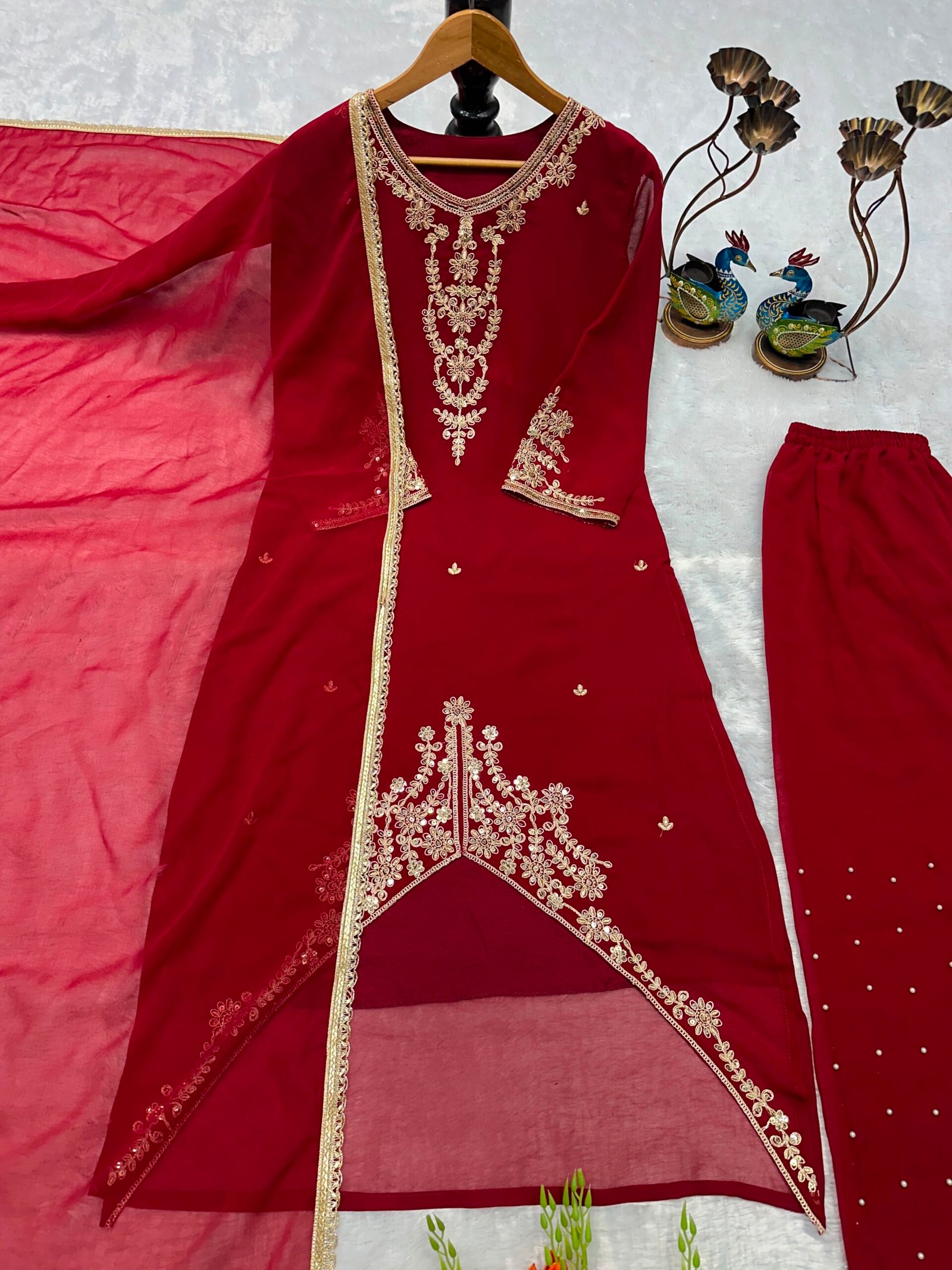 NEW ĐĚSIGNER PARTY WEAR TOP AND PLAZZO. WITH FANCY DUPPATA AND EMBROIDERY WORK - Image 2