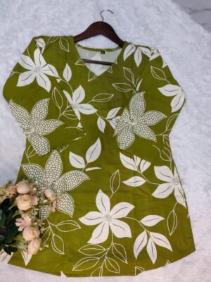 Alternative view of  Featuring Lilce New Party Wear Cotton Print Short Top Wachi is Beautiful Nack With Occasion it is Very easy Breezy And Comfortable