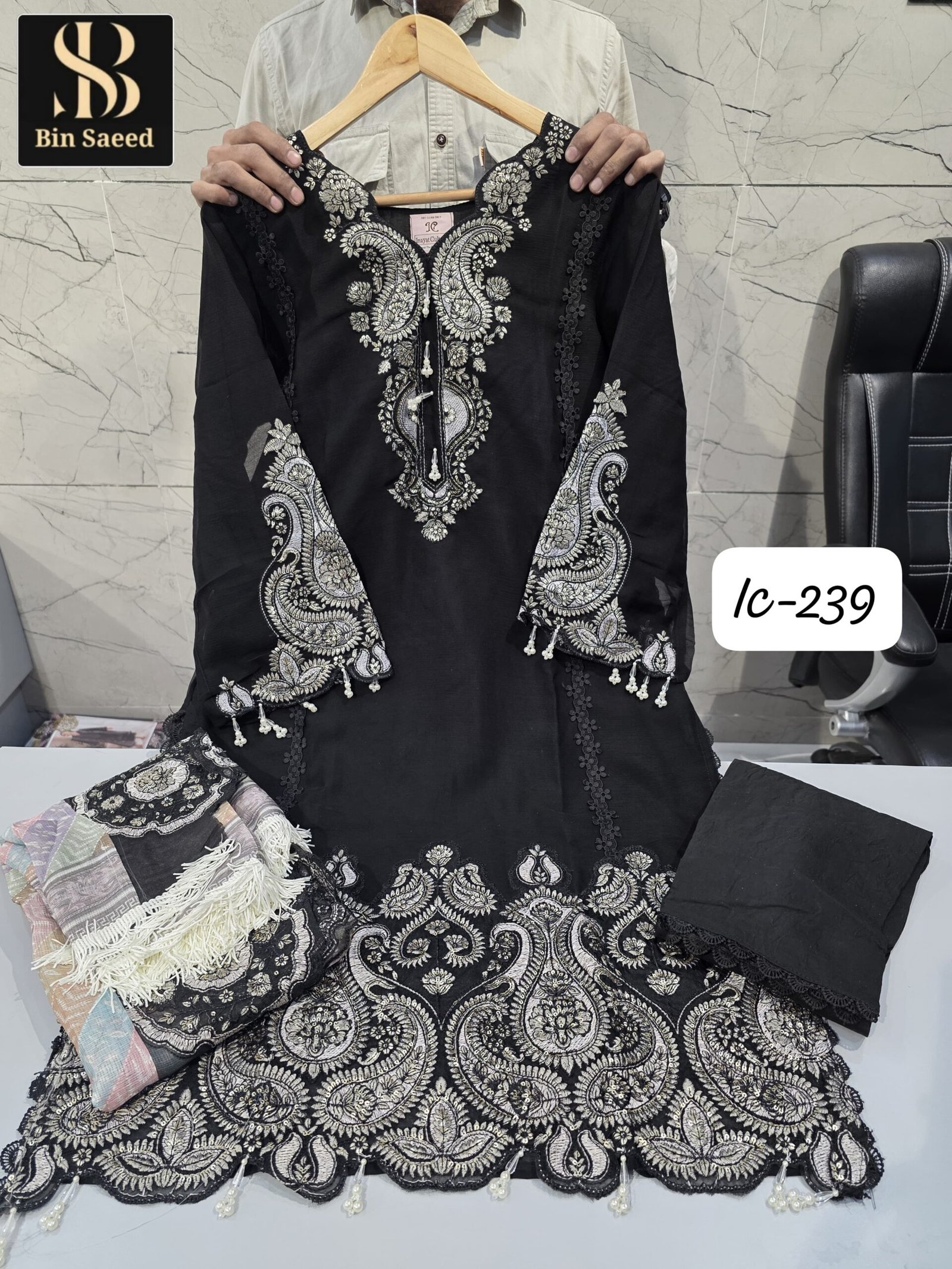 BIN SAEED PRESEND NEW SERIES OF READYMADE ORIGINAL SUITS - Image 4