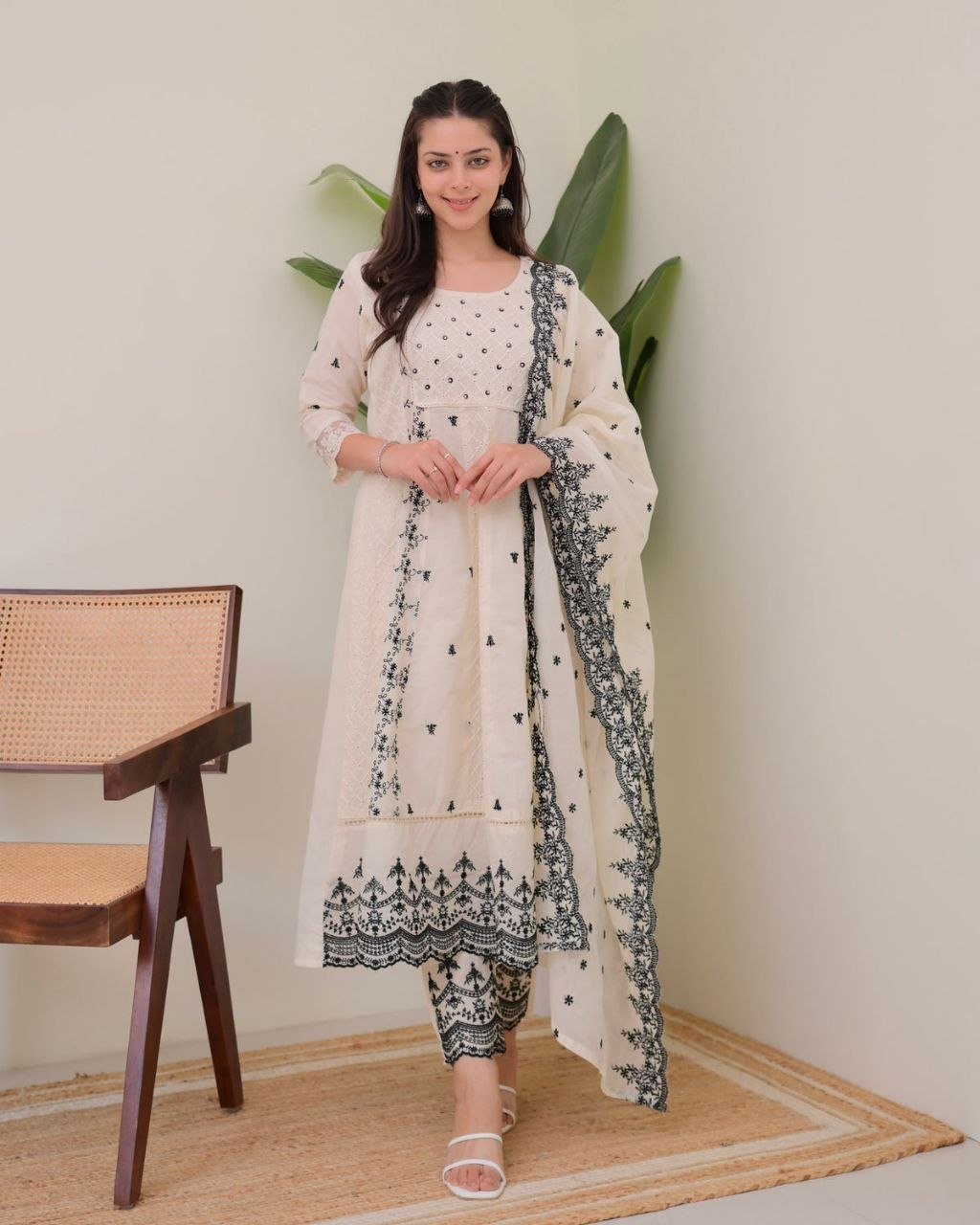 Morgan Silk Digital Print Kurti With Pant With Dupatta - Image 3