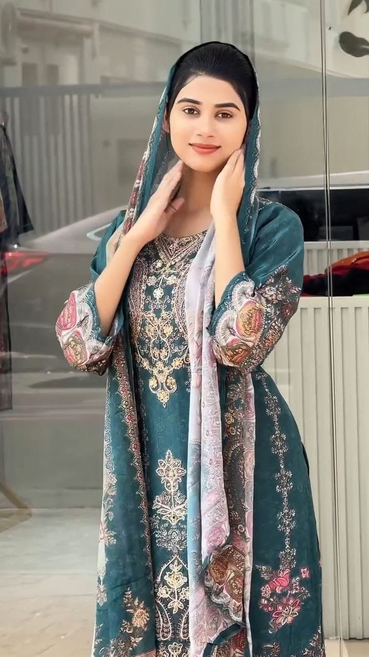 NEW LAUNCHING SUPERHIT PAKISTAN SUIT COLLECTION