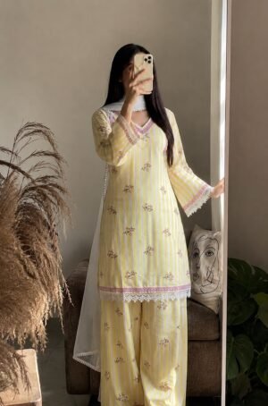 Heavy Pure Natural Crep .Fully Fancy Sleeves