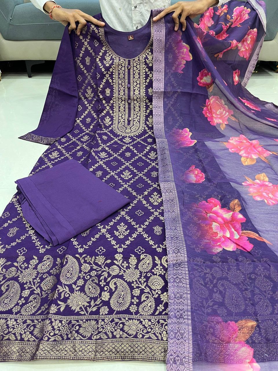 Featuring Banarasi Silks Suit which is beautifully decorated with a Banarasi Works. It is absolutely perfect for your upcoming occasions, it is very easy brezzzy - Image 2