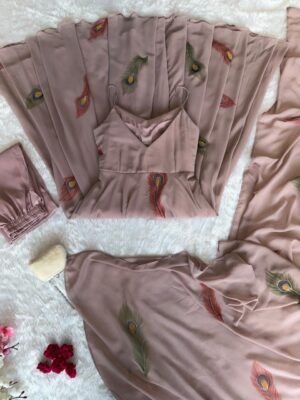 Alternative view of With Ri8 Fashion Every women would be FLAME