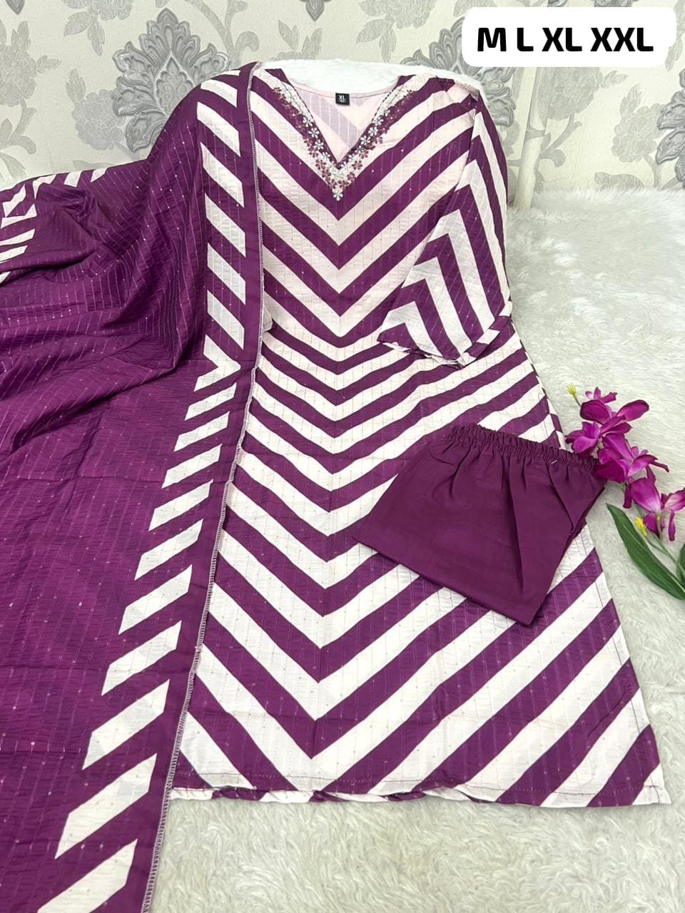 Morgan Sequence Silk Digital Print Kurti With Pant With Dupatta - Image 2
