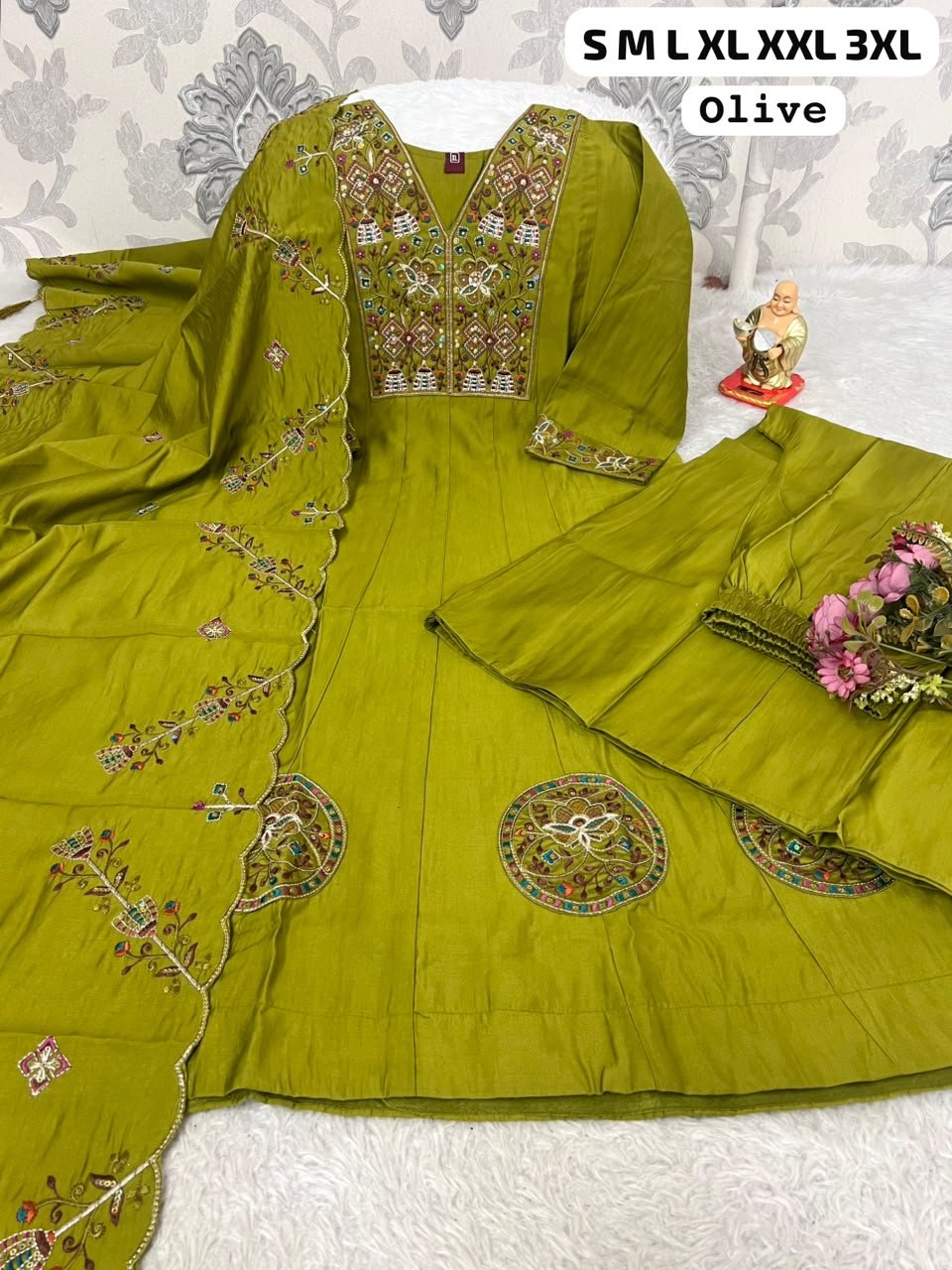 NEW ARRIVAL: OLIVE DESIGN SUIT SET - Image 5