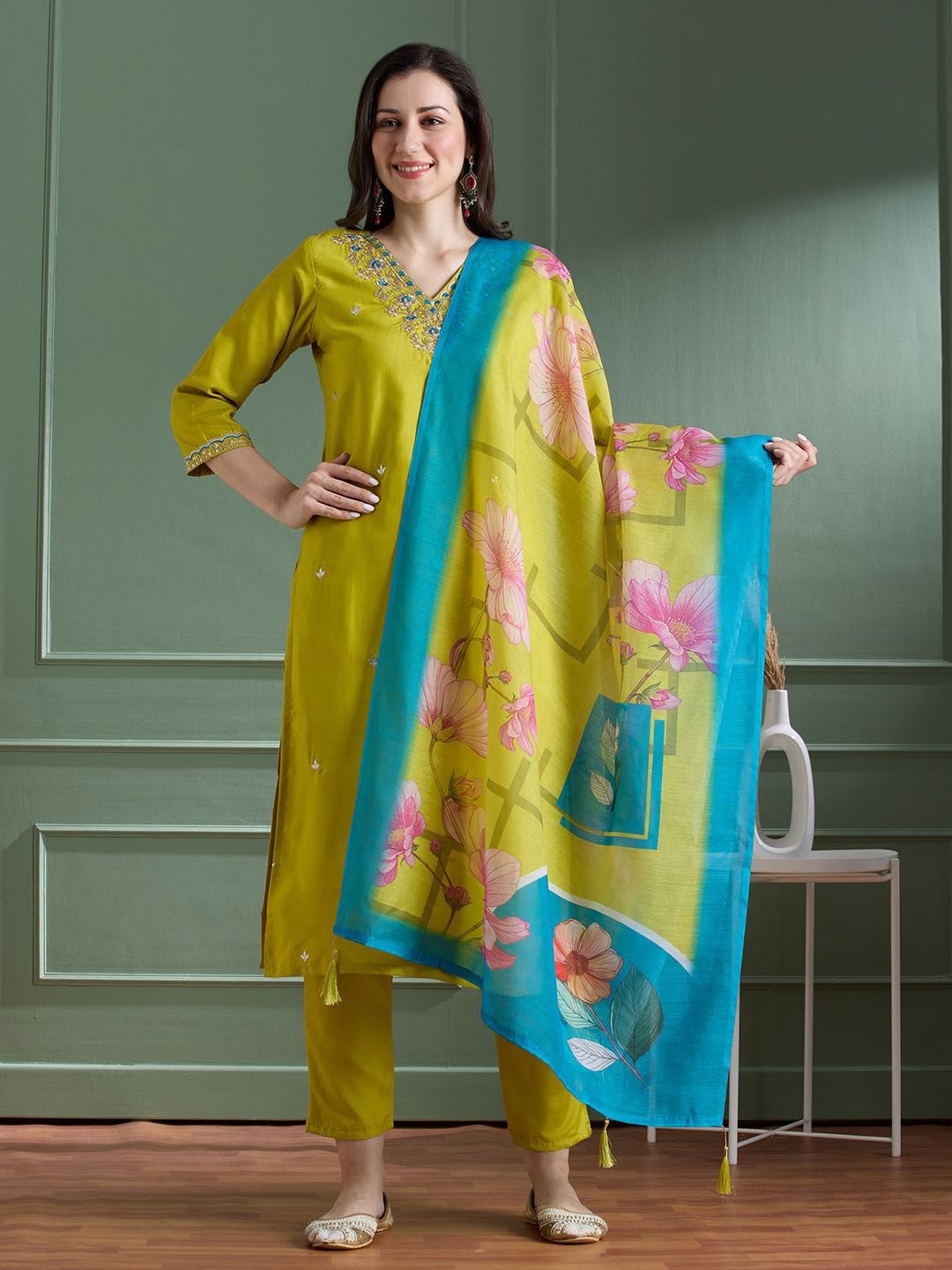 New Designers Kurti Pent Dupatta Set