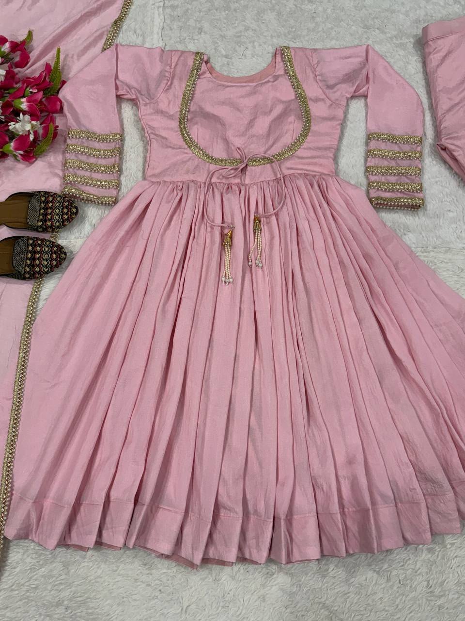 Presenting New Đěsigner Anarkali Suit In New Fancy Style - Image 2