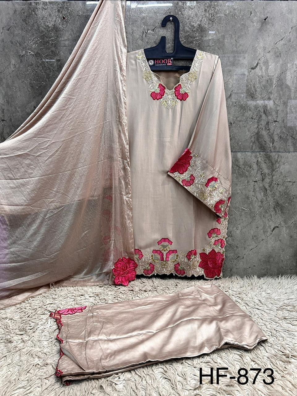 New Catalogue in pakistani... - Image 8