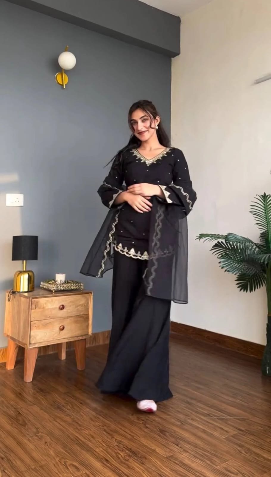 WOMEN'S HEAVY SILK CREPE KURTA SET'S