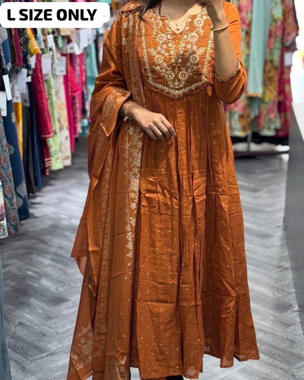 New anarkali kurta set with Cotton Pant & Malmal Dupatta with tier pattern..