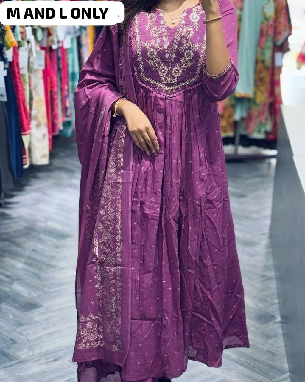 New anarkali kurta set with Cotton Pant & Malmal Dupatta with tier pattern.. - Image 3