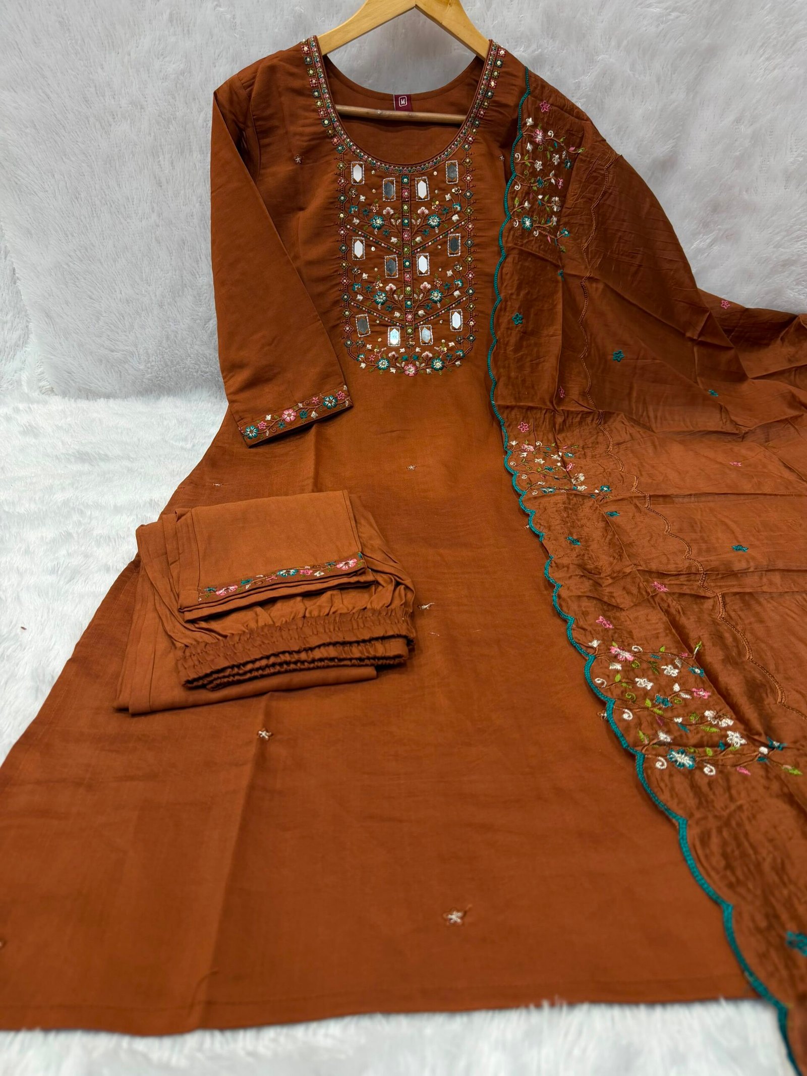 Designer Kurti Set (Stitched) - Image 4