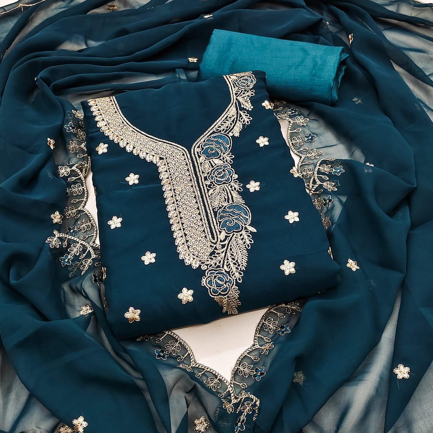 Georgette dupatta with jari and ton to ton work one side border less - Image 2