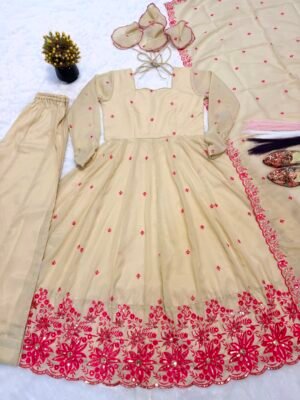 Alternative view of Presenting New  Đěsigner Anarkali Suit In New Fancy Style