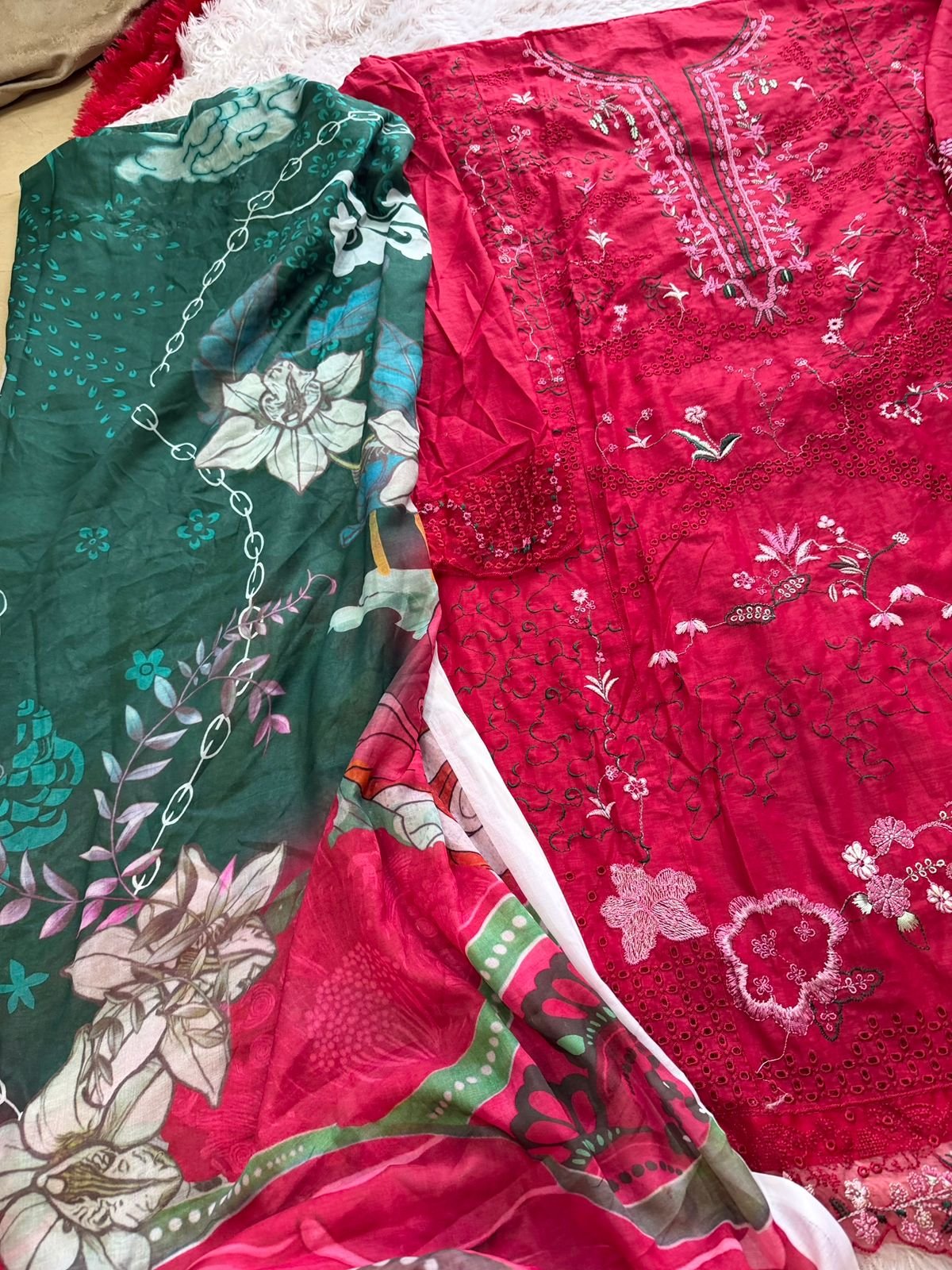 Top pure cotton with heavy embroidery - Image 2