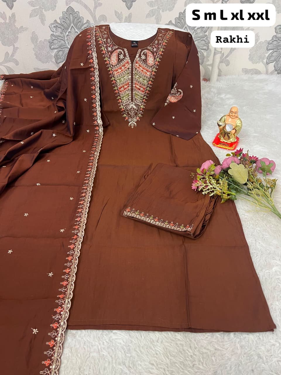 FESTIVE LAUNCH: DESIGNER SPECIAL SUIT SET - Image 4