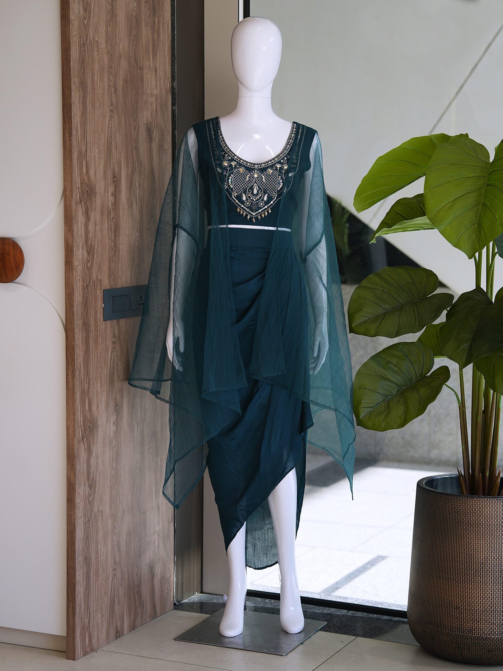 DESIGNER FUSION STYLE SPECIAL LUXURY COLLECTION - Image 2
