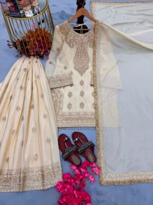 Alternative view of Đěsigner Party Wear Look Pur Chinon Silk Top Plazzo & Dupatta Set