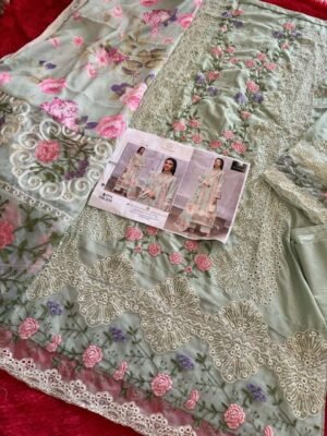 Alternative view of Cotton very heavy Embrdrd kameez