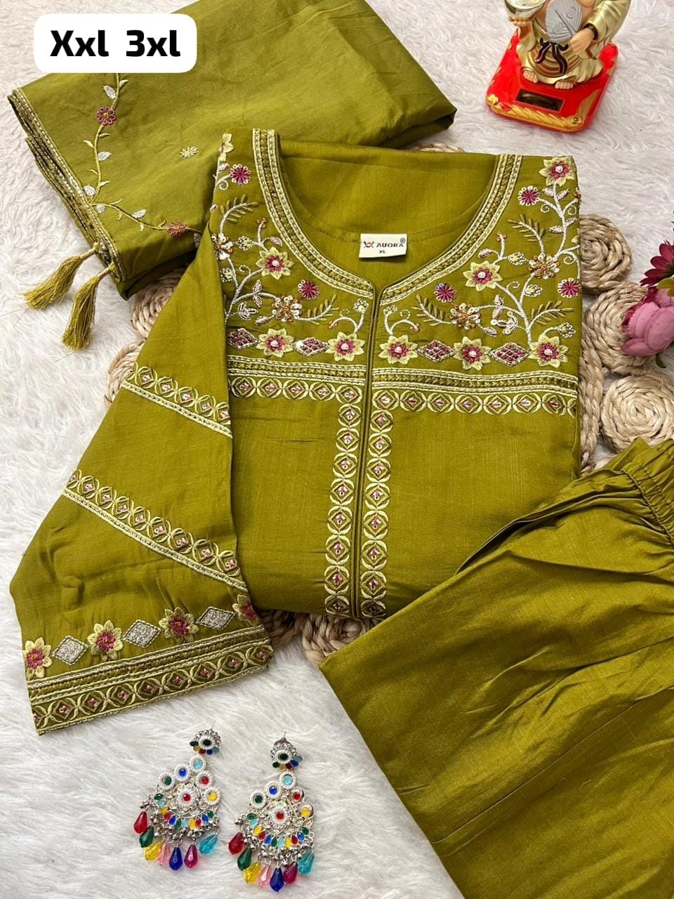 Step into effortless elegance with this beautifully crafted teal 3-piece suit, designed to give you a graceful and sophisticated look. Perfect for casual gatherings, festive occasions, or evening wear. - Image 8