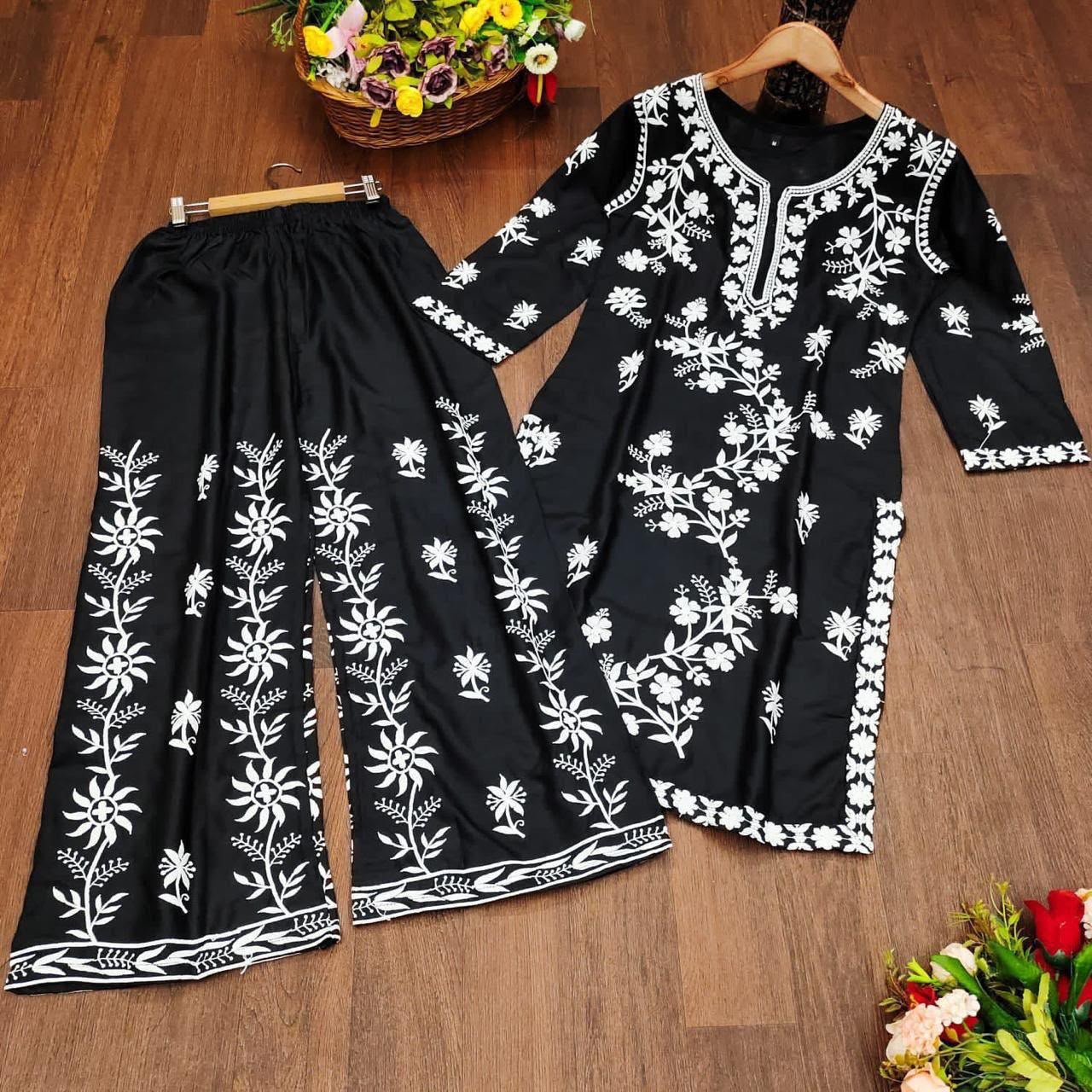KURTI HEAVY RAYON COTTON FABRIC WID CHICKEN KARI STYLE EMBROIDERY WORK - Image 2