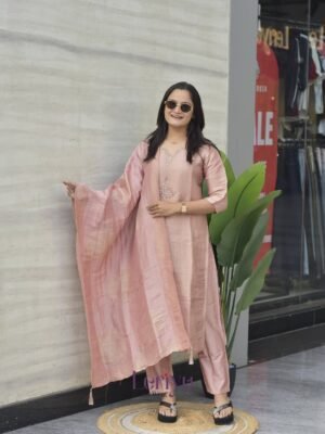 NEW ARIVELLS BANARASI SPECIAL SUIT SET❣️😍❣️😍