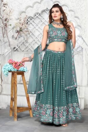 Alternative view of Looking for the perfect outfit for weddings, festivals, or family gatherings