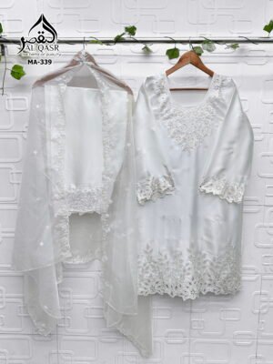 Alternative view of MOMINA IQBAL SPECIAL SUPER HIT FULL TRAINDING COLLECTION WEDDING SPECIAL VIRAL TRAINDING DESIGN FULL HIT CONCEPT