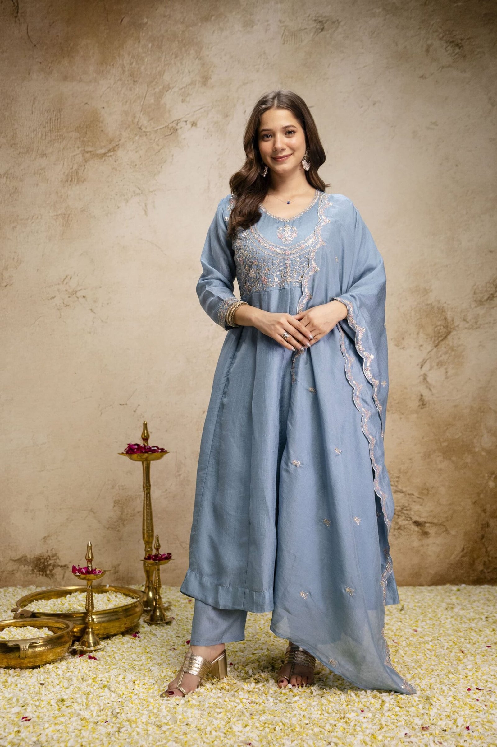 WOMEN'S PURE VICHITRA SILK KURTA SET'S - Image 3
