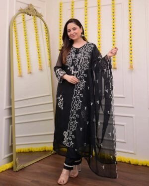 Elegant Straight Kurti Pant Dupatta Set