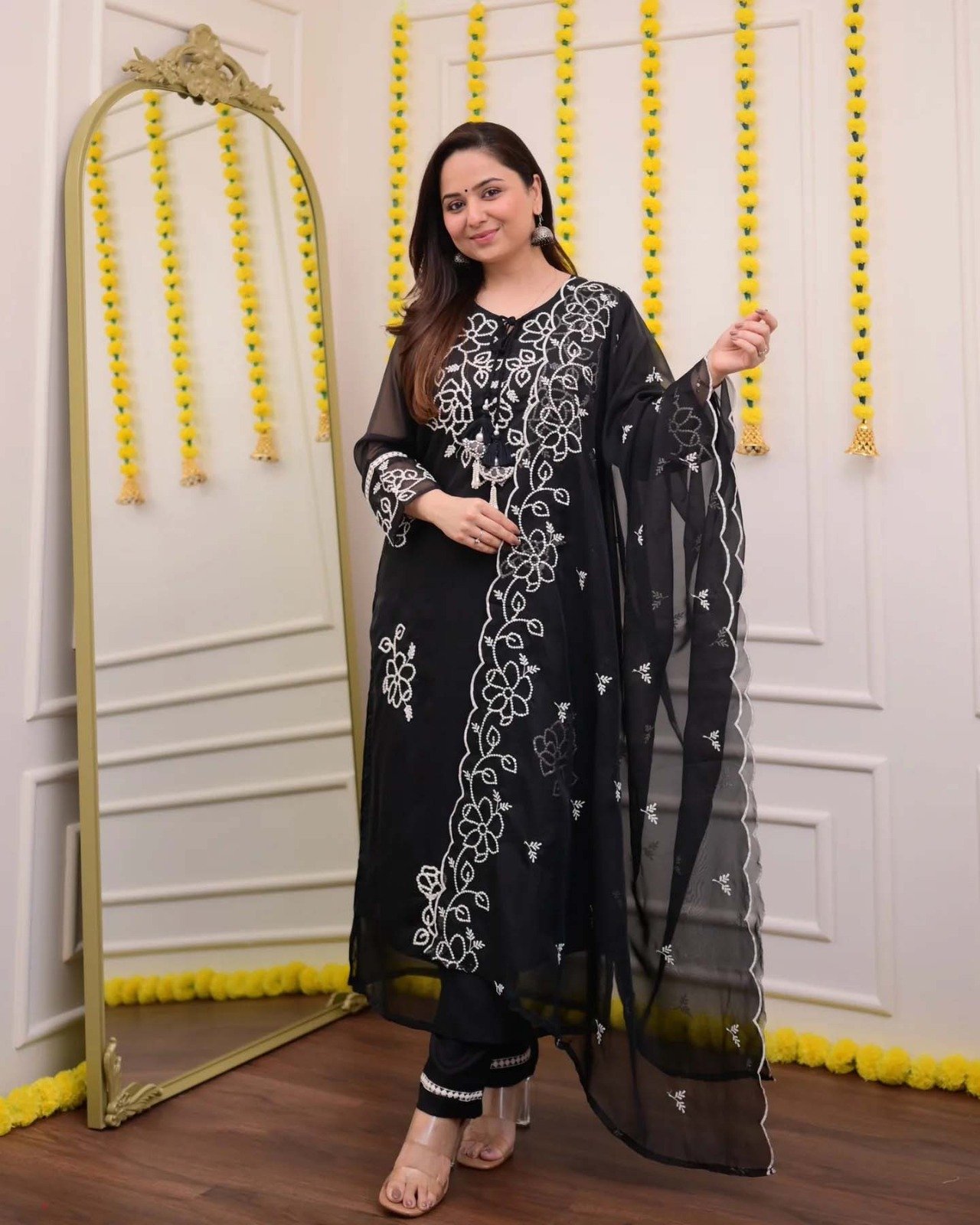 Elegant Straight Kurti Pant Dupatta Set