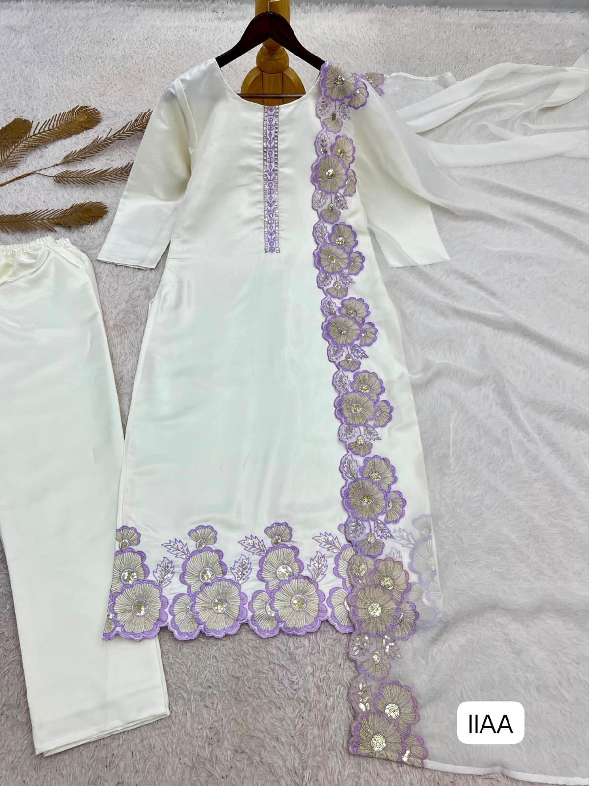 LAUNCHING NEW TRANDING COLLECTION 3 PIECE FANCY LONG KURTI WITH PANT AND BEAUTIFUL DUPATTA