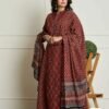 Look straight out of a dreamy movie set as  you turn around and walk in this elegant flaired suit